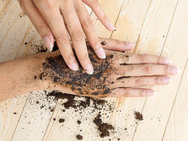 Exfoliante de mans con sal e café